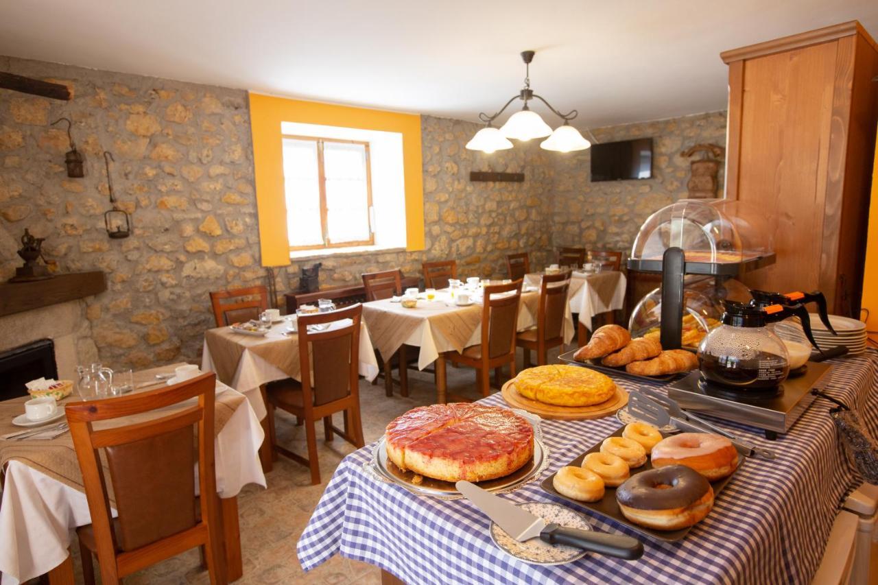 La Casona De Cardes Hotel Onís Екстериор снимка