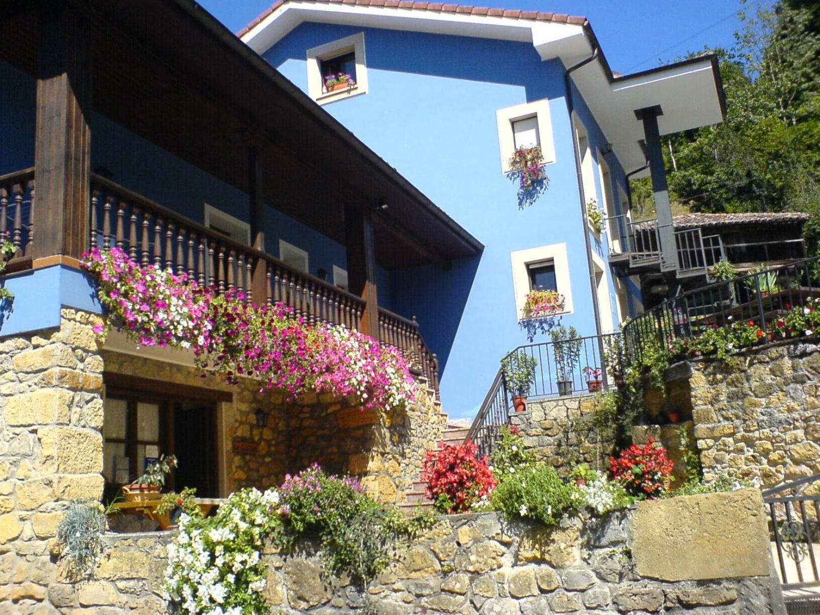 La Casona De Cardes Hotel Onís Екстериор снимка